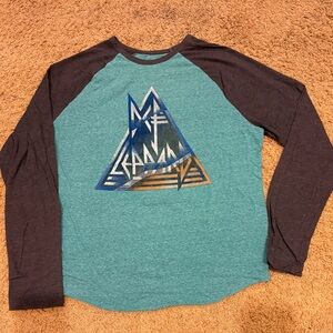 Vintage Def Leppard Men’s large Long Sleeve Graphic Tee